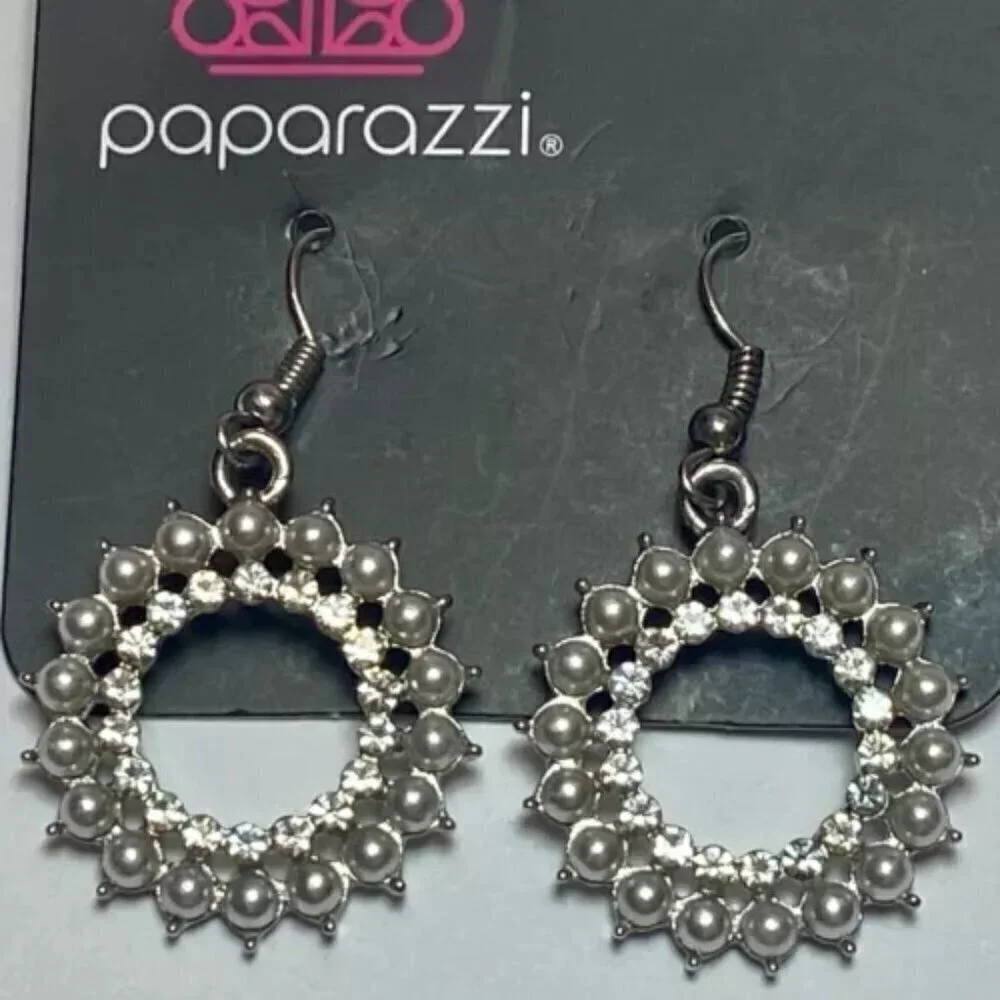 Paparazzi Must Love Diamonds Dangle Hoop Hook Fashion Diamond Pearl Earrings NWT